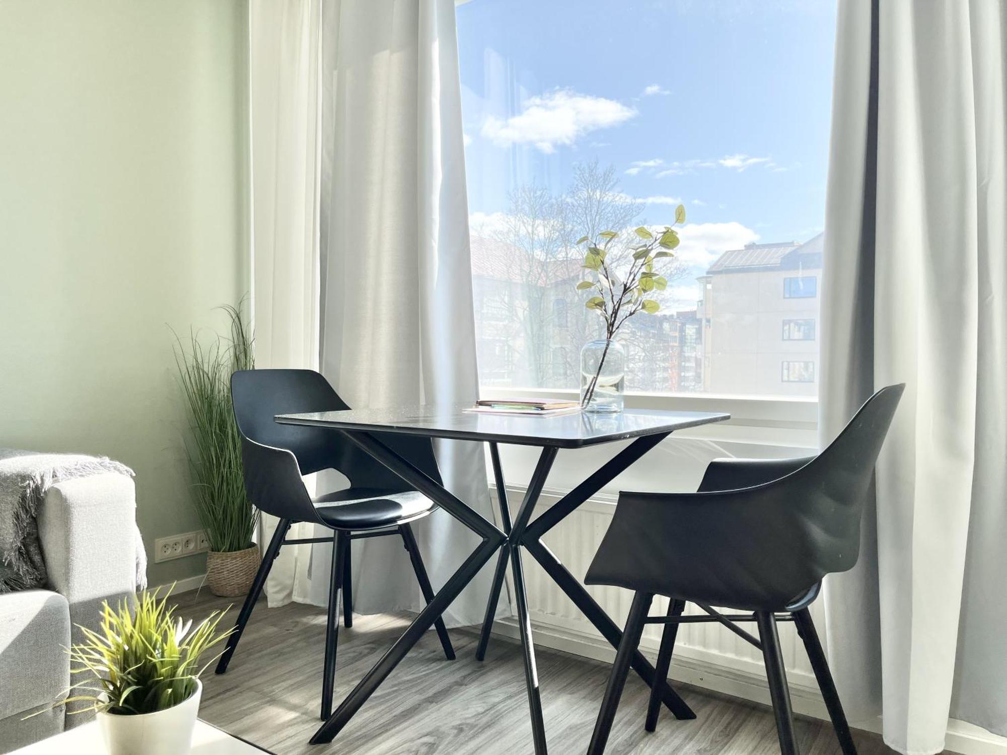 Tammer Huoneistot - City Suite 1 - Sauna, Balcony & Free Parking Tampere Buitenkant foto